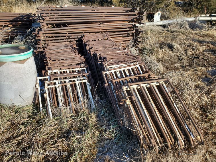 image for item HW9545 Livestock panels