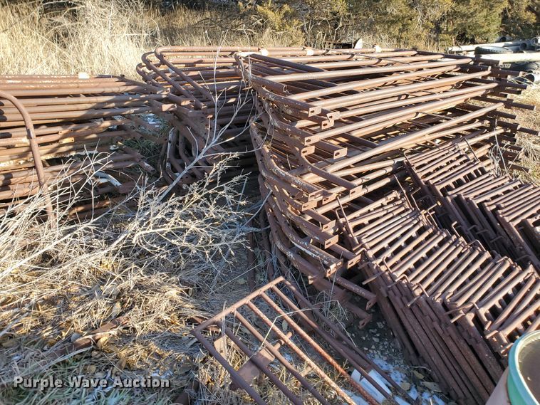 image for item HW9545 Livestock panels