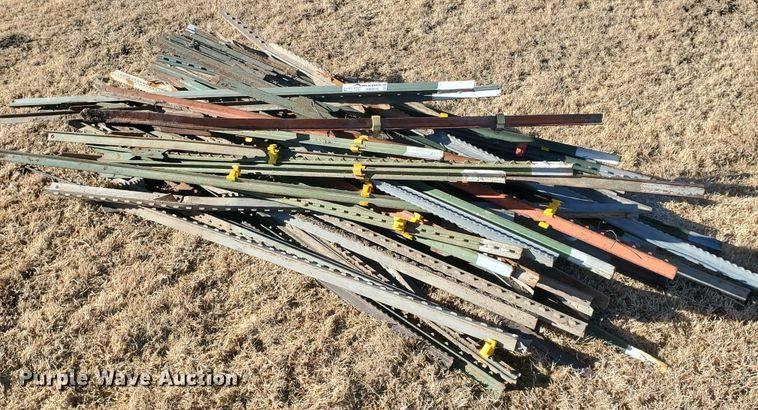 image for item HW9550 Approximately 66 T-posts