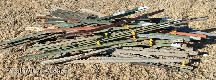 image for item HW9550 Approximately 66 T-posts