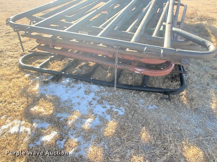 image for item HW9552 Livestock panels