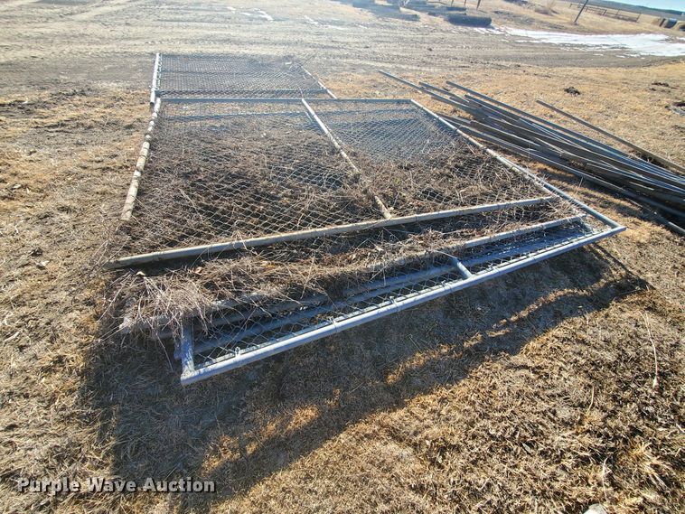 image for item HW9554 (12) chain link fence panels