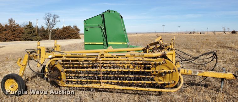 image for item HW9562 Vermeer R23 hay rake