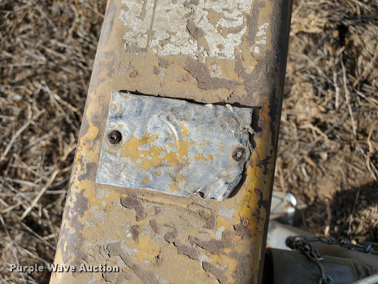 image for item HW9562 Vermeer R23 hay rake