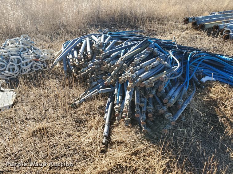 image for item HW9576 Valley 8000 irrigation pivot