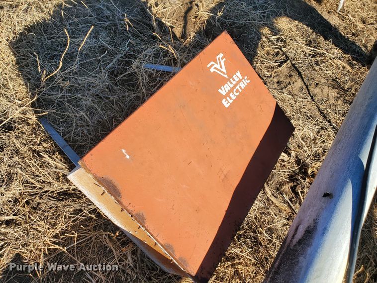 image for item HW9578 Valley 6000 irrigation pivot