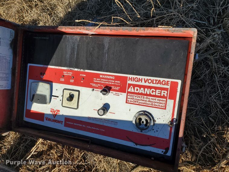 image for item HW9578 Valley 6000 irrigation pivot