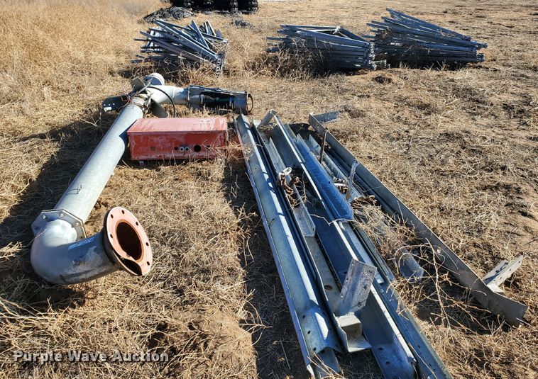 image for item HW9579 Valley 6000 irrigation pivot