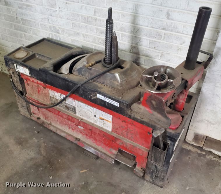 image for item HW9580 Coats 4050A tire machine