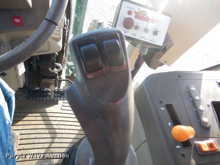 image for item HX9052 2009 John Deere 6430  MFWD tractor