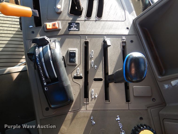 image for item HX9052 2009 John Deere 6430  MFWD tractor