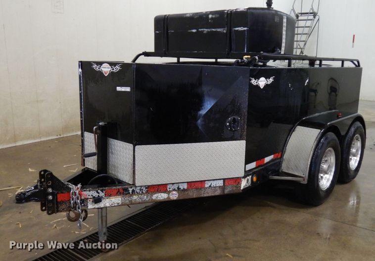 image for item HX9516 2013 Thunder Creek fuel tank trailer