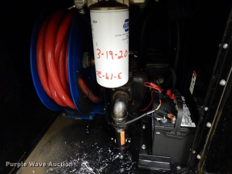 image for item HX9516 2013 Thunder Creek fuel tank trailer