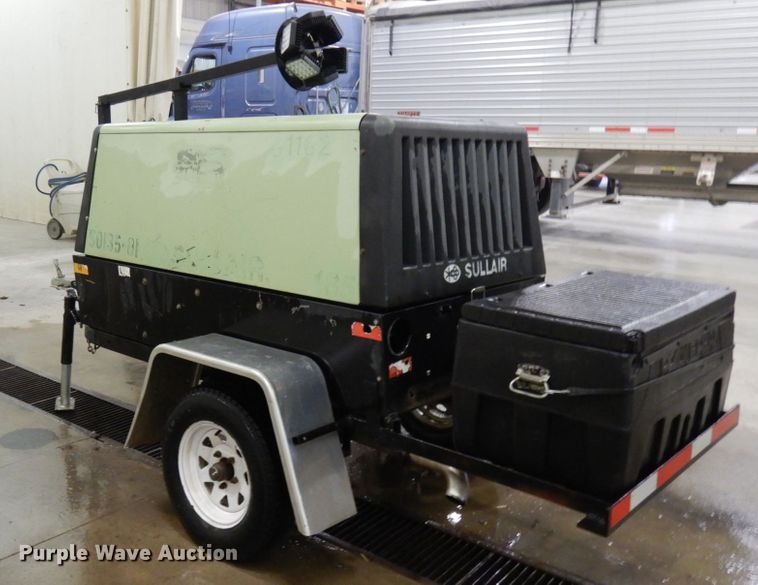 image for item HX9518 Sullair 185DPQJD  air compressor