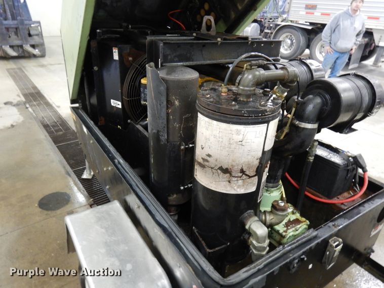 image for item HX9518 Sullair 185DPQJD  air compressor