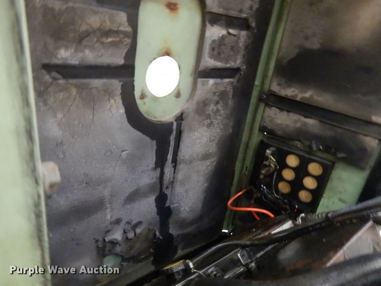 image for item HX9518 Sullair 185DPQJD  air compressor