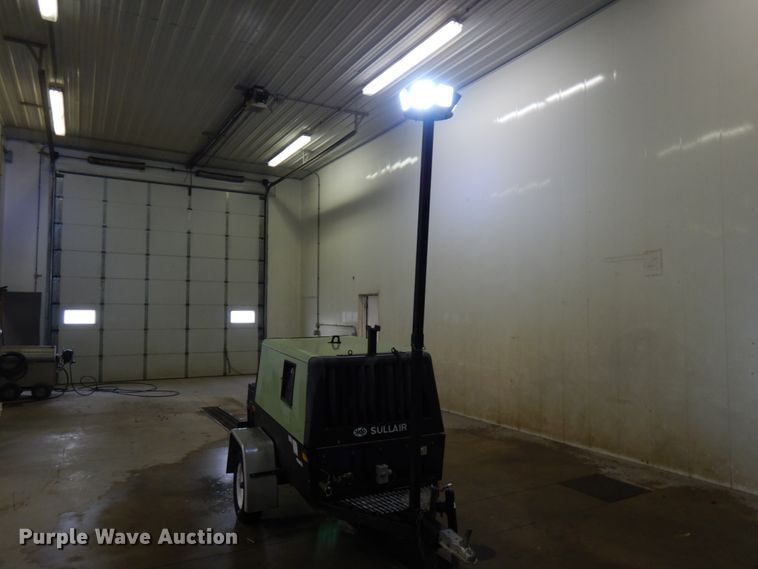 image for item HX9518 Sullair 185DPQJD  air compressor