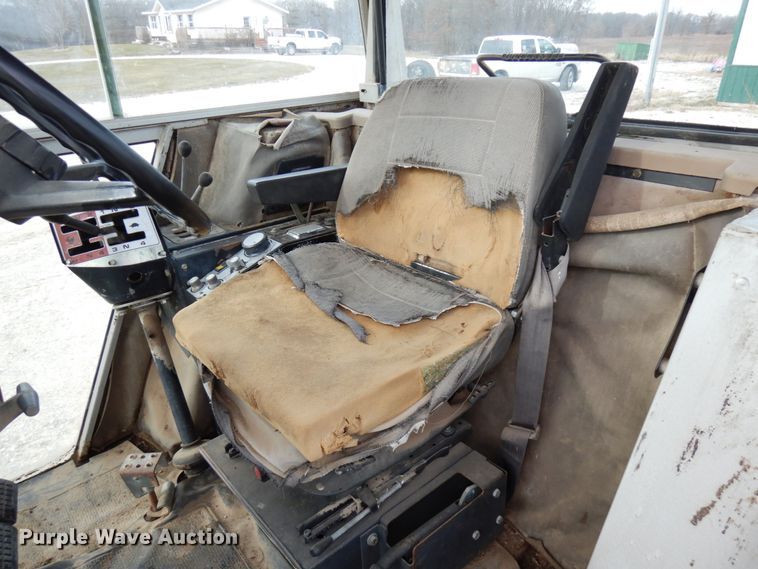 image for item HX9525 1985 Massey-Ferguson 3545  tractor