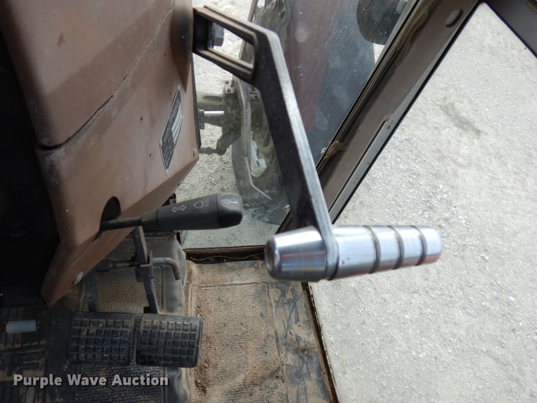 image for item HX9525 1985 Massey-Ferguson 3545  tractor