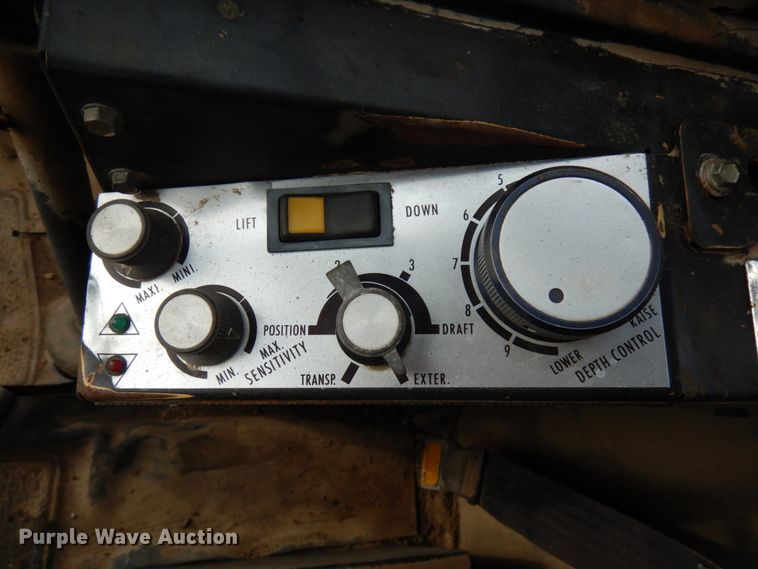 image for item HX9525 1985 Massey-Ferguson 3545  tractor