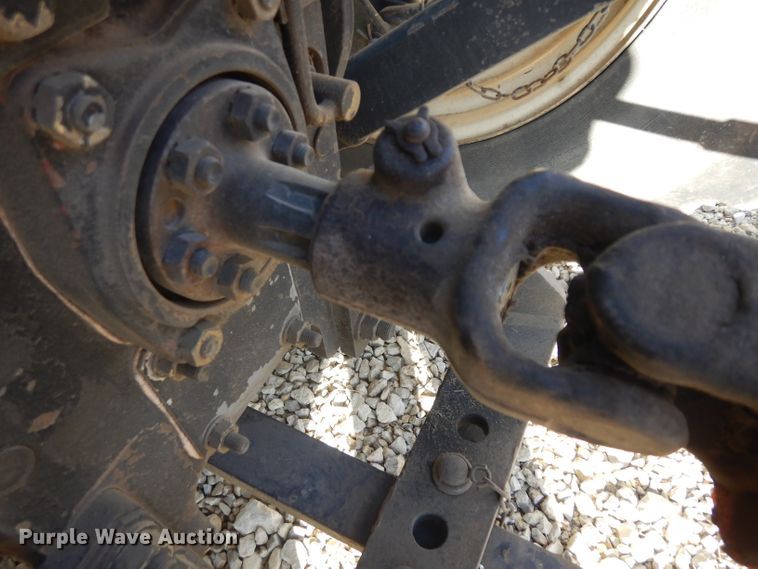 image for item IG9017 Kelly-Ryan Feed-R-Wagon feed wagon