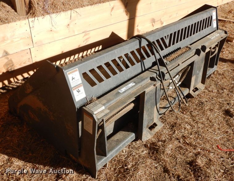 image for item IG9018 84"W skid steer bucket