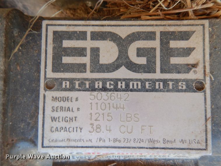 image for item IG9018 84"W skid steer bucket