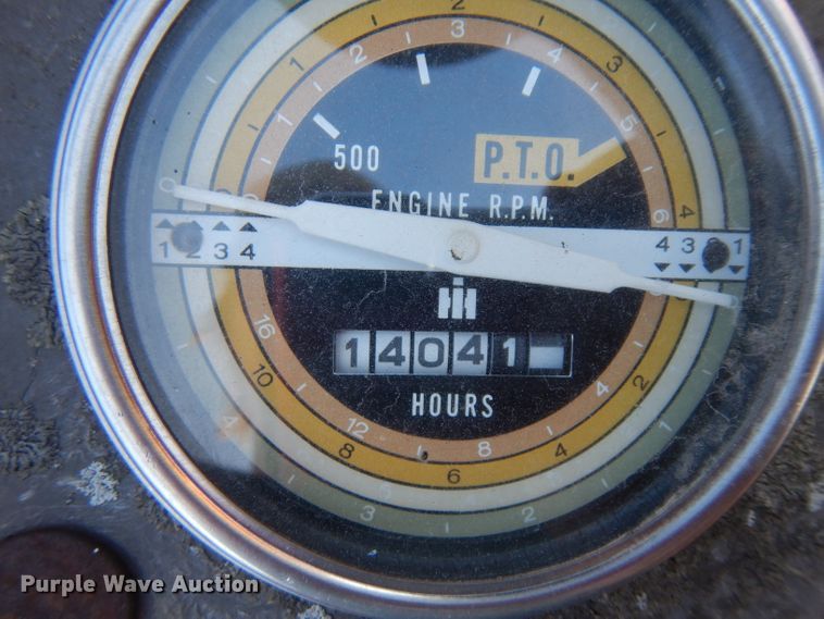 image for item IG9080 International Harvester 444  tractor