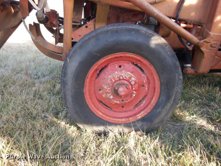 image for item IG9080 International Harvester 444  tractor