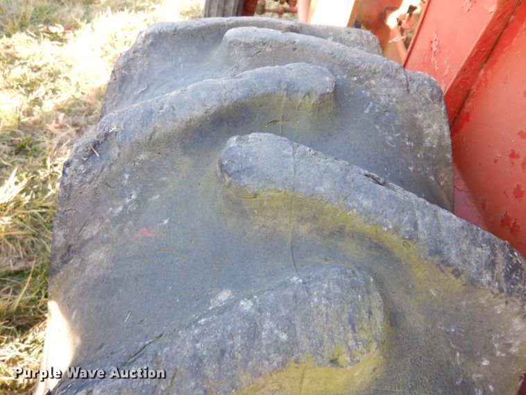 image for item IG9080 International Harvester 444  tractor