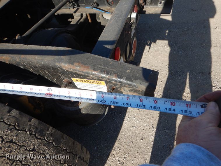 image for item DF6738 2009 Freightliner Cascadia  semi truck