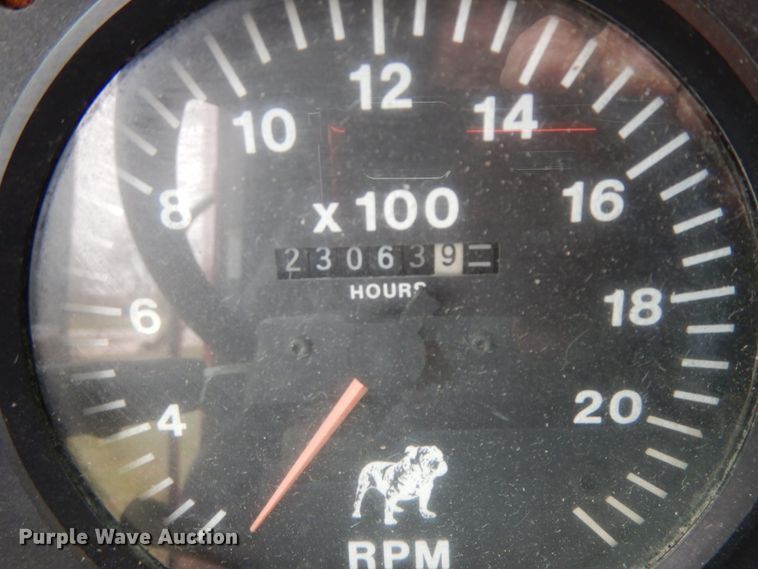 image for item DF6744 1991 Mack CH613  truck tractor