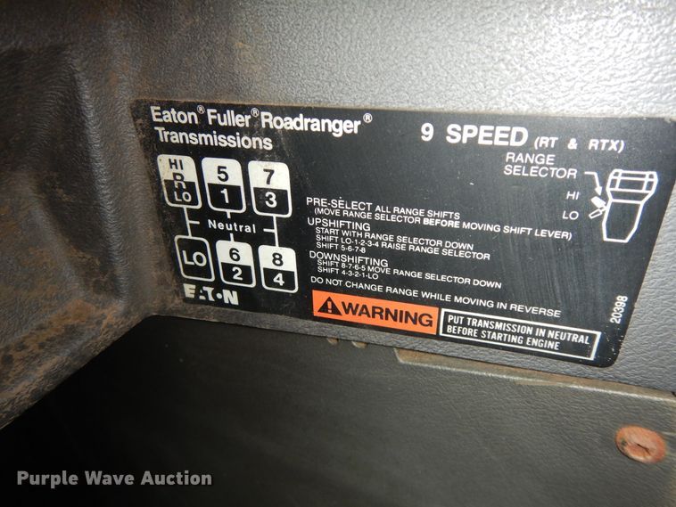 image for item DF6744 1991 Mack CH613  truck tractor