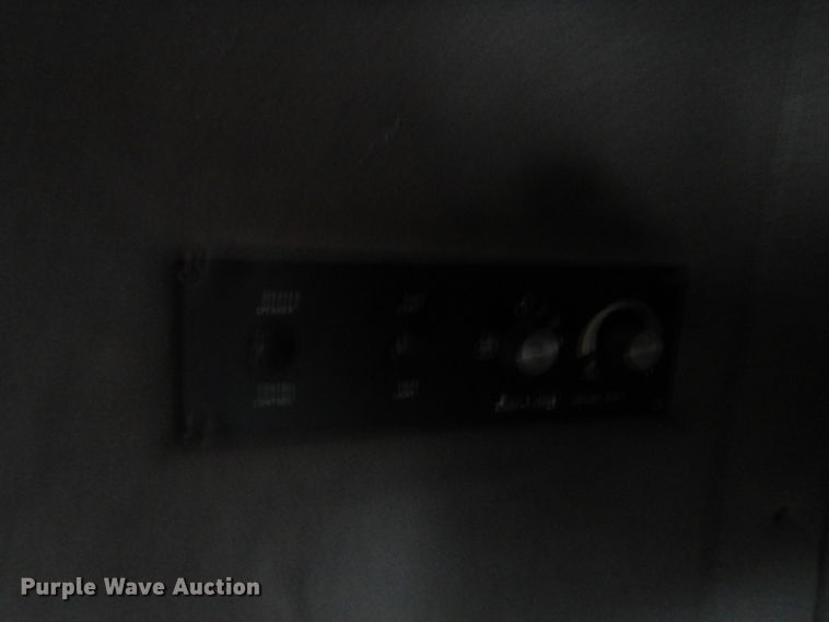 image for item DF6744 1991 Mack CH613  truck tractor