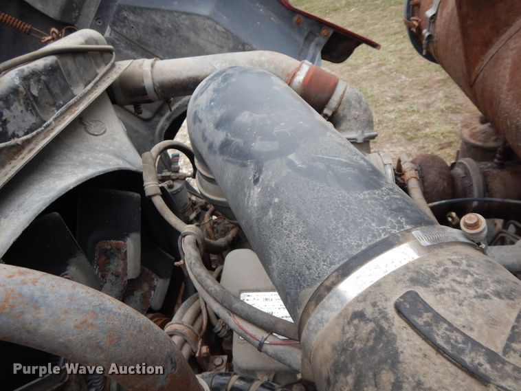 image for item DF6744 1991 Mack CH613  truck tractor