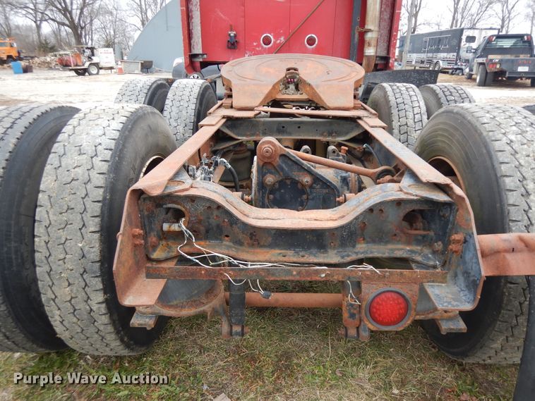 image for item DF6744 1991 Mack CH613  truck tractor