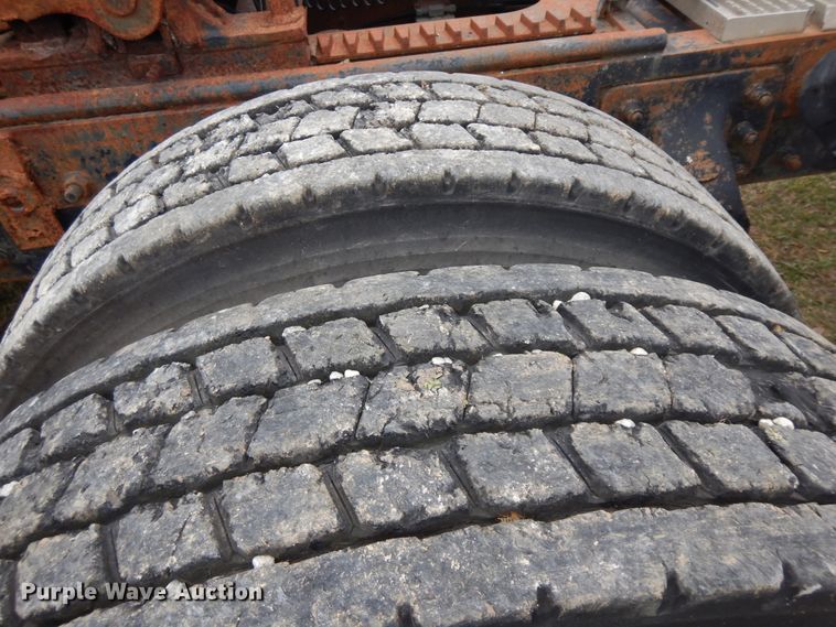 image for item DF6744 1991 Mack CH613  truck tractor