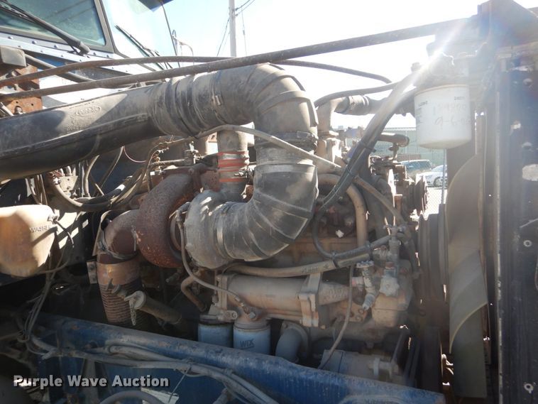 image for item DI1006 1988 Peterbilt 379  semi truck