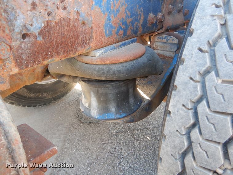 image for item DI1006 1988 Peterbilt 379  semi truck