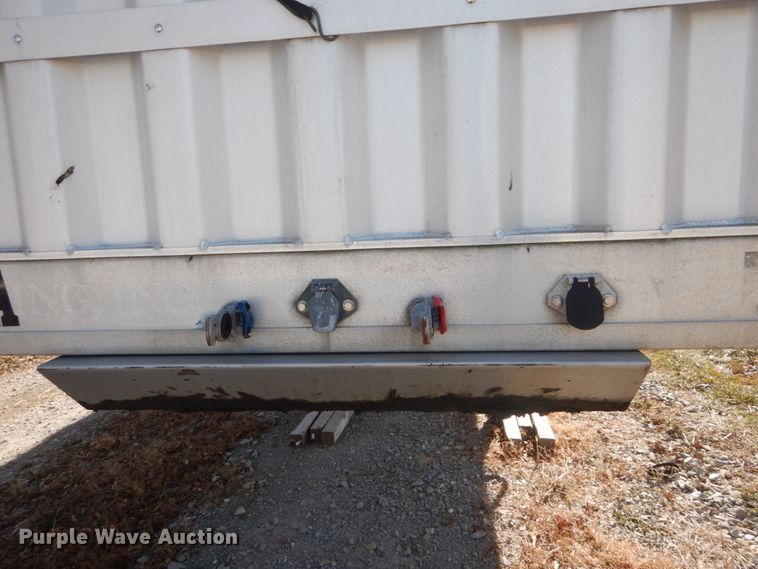 image for item DI1081 2006 Reitnouer Max Miser flatbed trailer