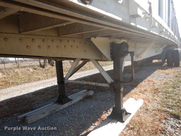 image for item DI1081 2006 Reitnouer Max Miser flatbed trailer