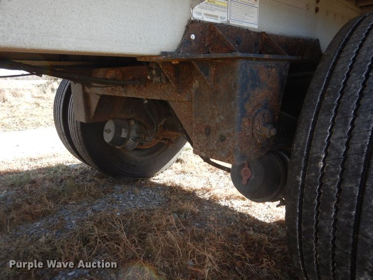 image for item DI1081 2006 Reitnouer Max Miser flatbed trailer