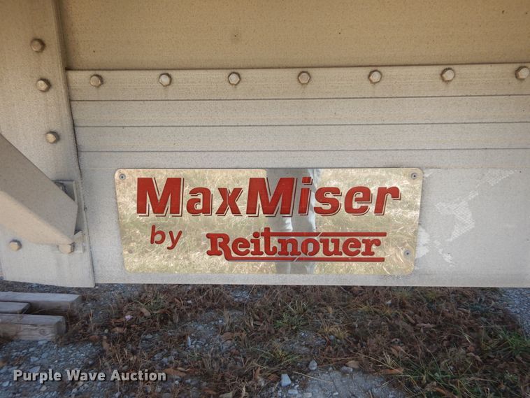 image for item DI1081 2006 Reitnouer Max Miser flatbed trailer