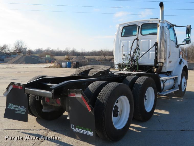 image for item DI3986 2007 Sterling A-Line  semi truck