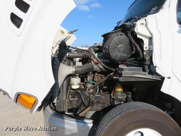 image for item DI3986 2007 Sterling A-Line  semi truck