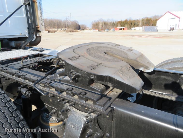 image for item DI3986 2007 Sterling A-Line  semi truck