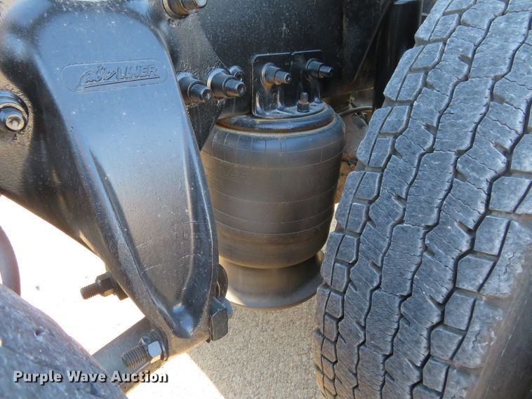 image for item DI3986 2007 Sterling A-Line  semi truck