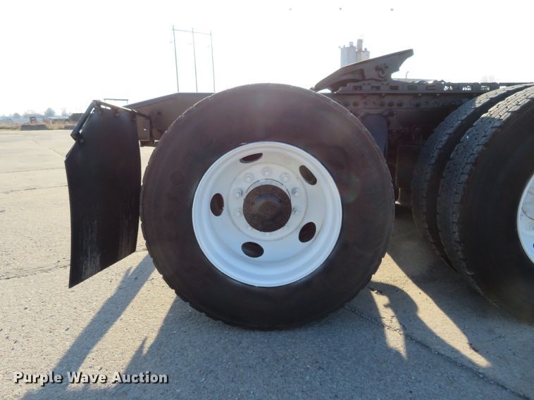 image for item DI3986 2007 Sterling A-Line  semi truck