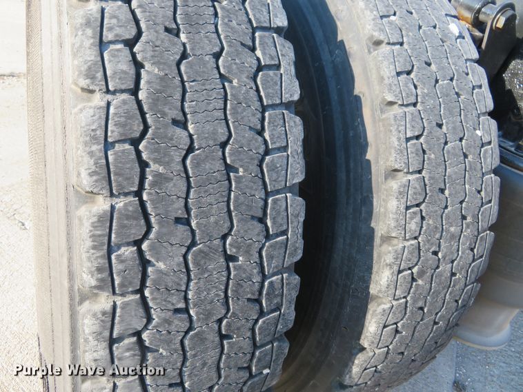 image for item DI3986 2007 Sterling A-Line  semi truck