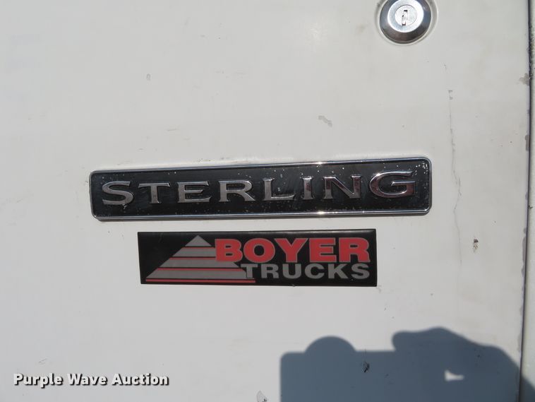 image for item DI3986 2007 Sterling A-Line  semi truck